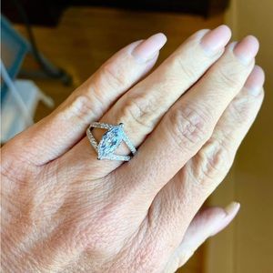 Tocara New Retired Hostess Exclusive Marquis Ring Sterling Silver Size 5